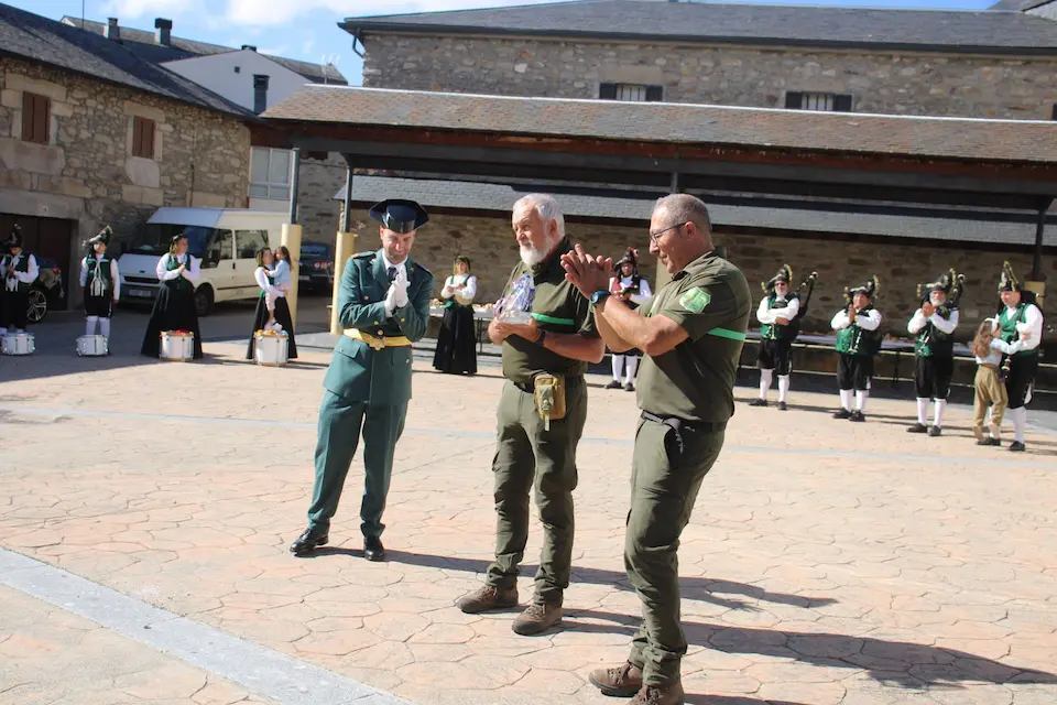 La Guardia Civil de Lubián homenajea a la Guardería Medioambiental